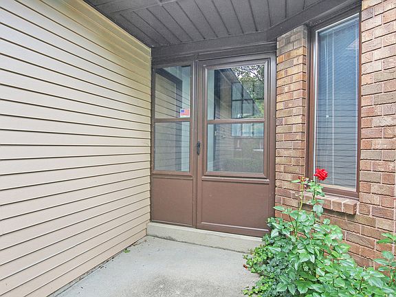 4th image of 4100 Grandview Ter SW #44
