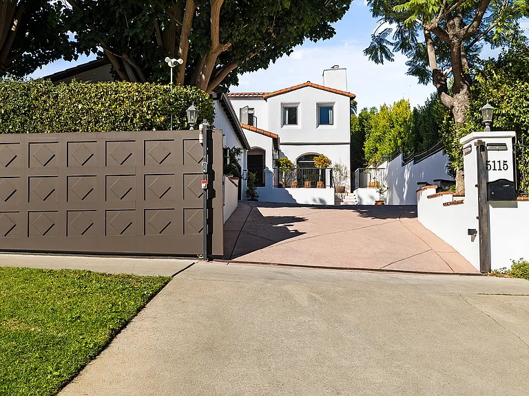 5115 Los Feliz Blvd — Photo 46