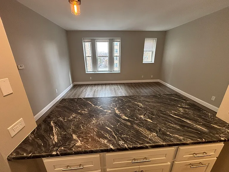 5316 Pershing Ave #508 — Photo 6