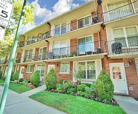 Sold by REMAX Elite | media 3