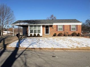 3312 Denton Ln, Saint Charles, MO 63301