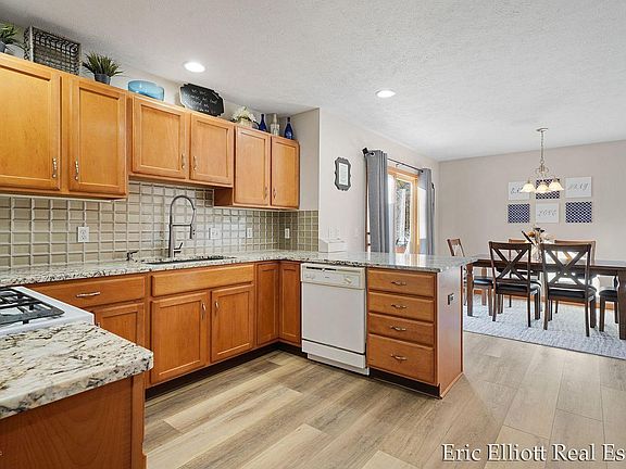 2nd image of 94 Haras Ct SW