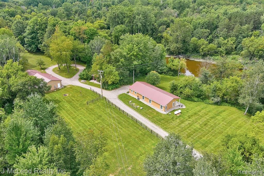 3620 Rowland Rd, Vassar, MI 48768 Zillow