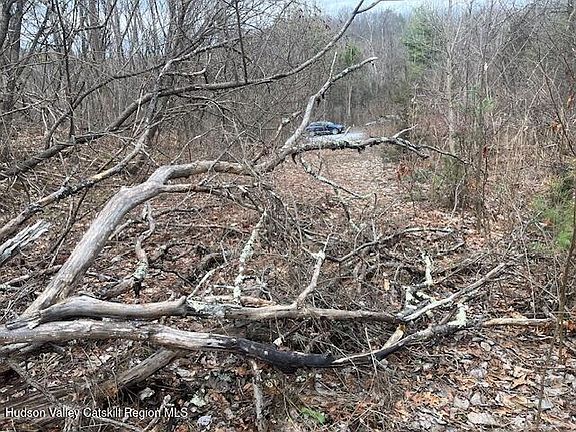 3rd image of 1364 Flintmine Road