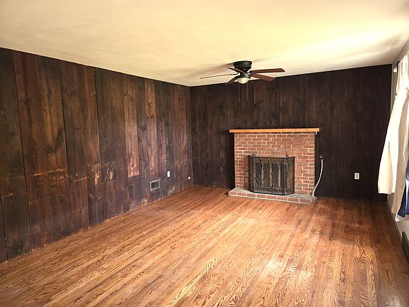 3rd image of 2658 Pulaski Hwy
