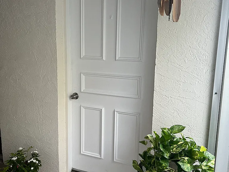 2216 Hibiscus St — Photo 13