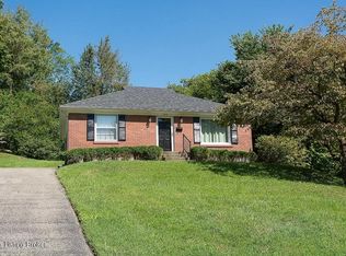 1215 Curlew Ave, Audubon Park, KY 40213