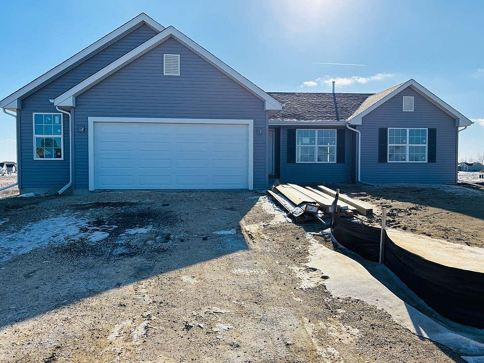 1st image of 208 Autumnwood Ln