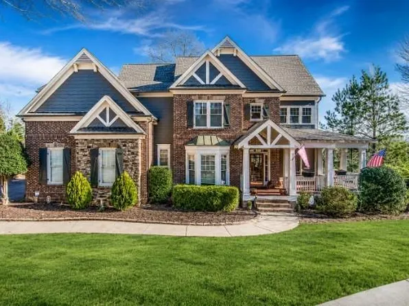 6011 Lost Maple Ln, Buford, GA 30518