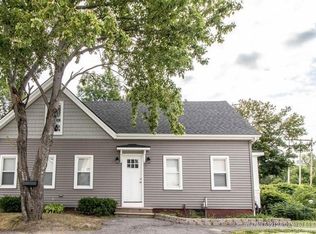 16 Bartlett St, Saco, ME 04072