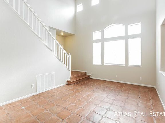 3rd image of 2213 Warm Walnut Dr