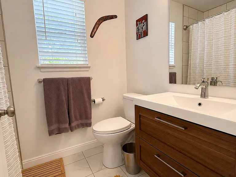 231 N Mill Rd E — Photo 11