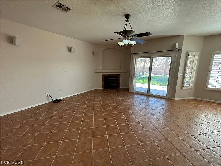 787 Fairway Dr — Photo 12