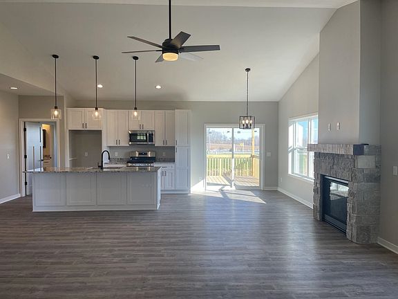 5th image of 311 Teri Lee Ln