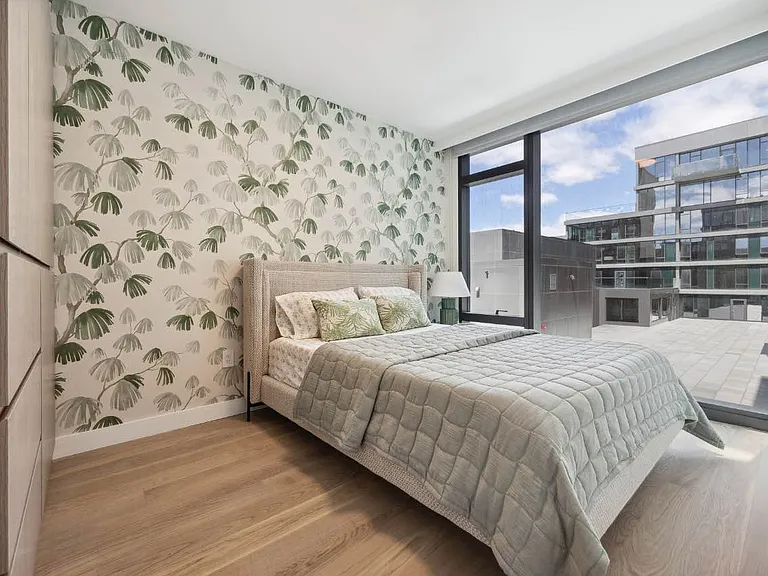 38-20 Parsons Blvd #710 — Photo 32