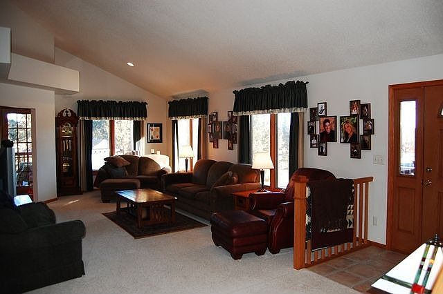 2nd image of 4813 Carriage Hills Dr