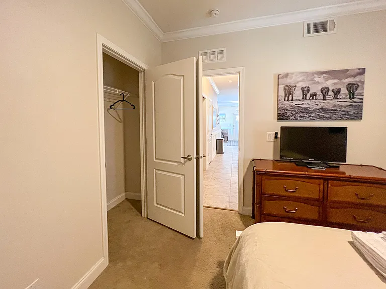 37 Palm Dr — Photo 26