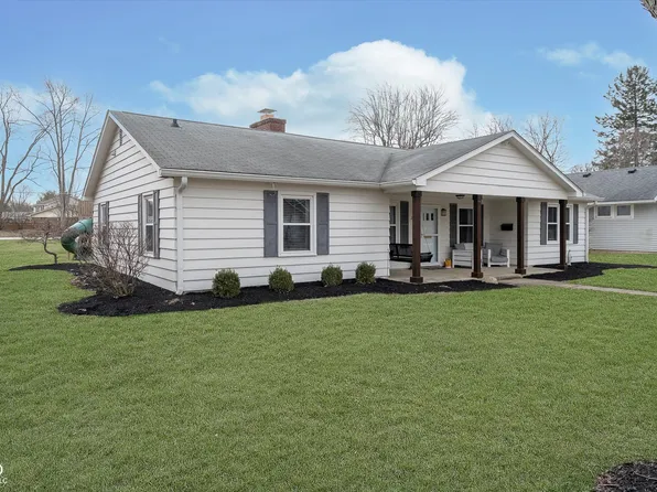 2109 Elmwood Dr, Lebanon, IN 46052