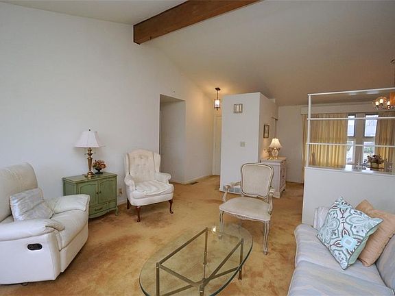 5th image of 511 Lynbrook Ave