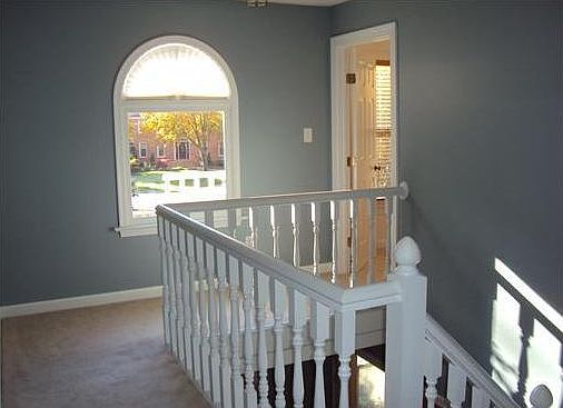 3rd image of 6 Riverwood Cir