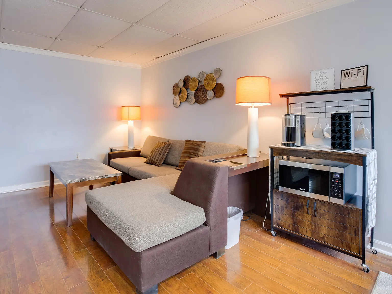 1 bed, 670 sqft, $1,950 — Photo 4