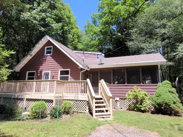 143 Poplar Pl, Blakeslee, PA 18610