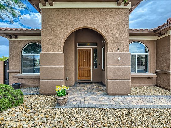 3rd image of 7273 Gildor Ct