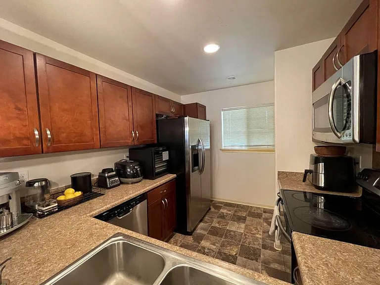 443 Manawai St #1504 — Photo 9