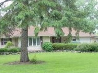 9172 N Brown County Line Rd, Pulaski, WI 54162