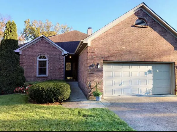 998 Forest Lake Dr, Lexington, KY 40515