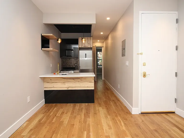 1384 Greene Ave #2L — Photo 4