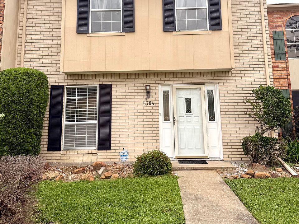 1st image of 5784 Townhouse Ln