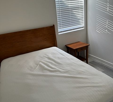 2nd image of 1538 W 83rd St #1/4