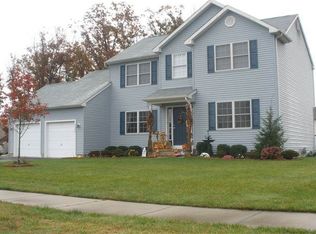 3223 Cliffside Dr, Vineland, NJ 08361