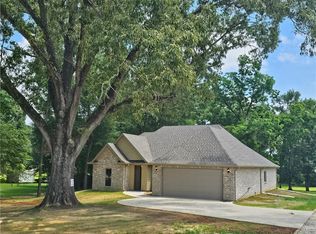 72 Old Highway 71, Dry Prong, LA 71423