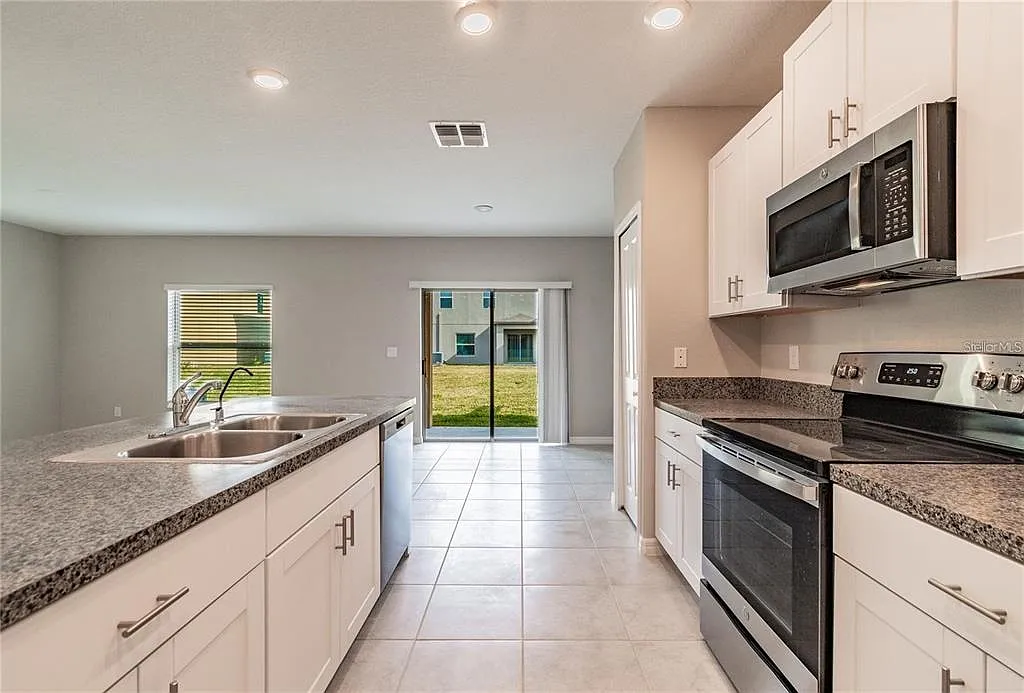 Building Photo - 4708 Summer Savory St