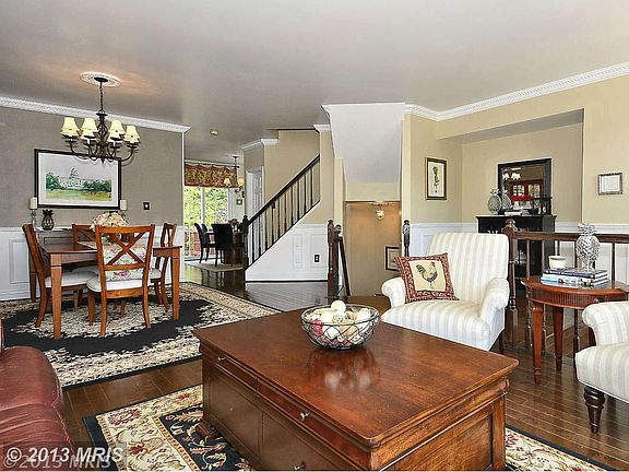 4th image of 7045 Fieldhurst Ct