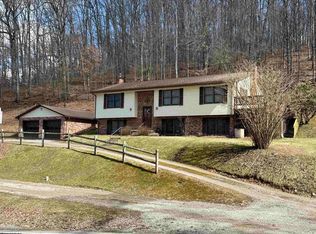 344 Harpertown Rd, Elkins, WV 26241