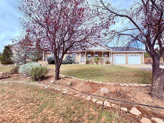 2nd image of 1510 S Cross Hollow Dr