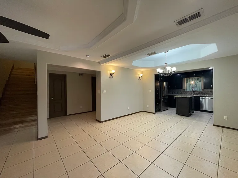 Dining Room & Kitchen