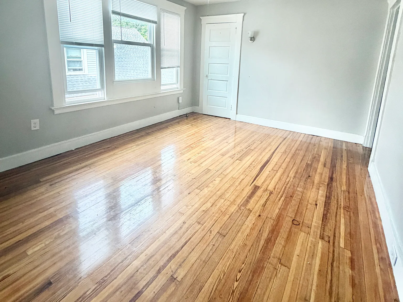 2 bed, 850 sqft, $1,650 — Photo 4