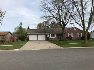 115 Crestview Ln, De Pere, WI 54115