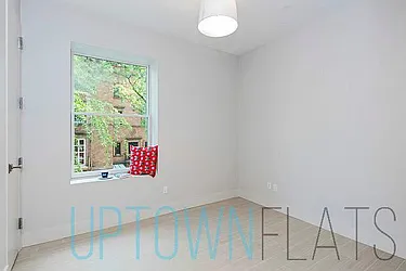 Rented by Uptown Flats LLC