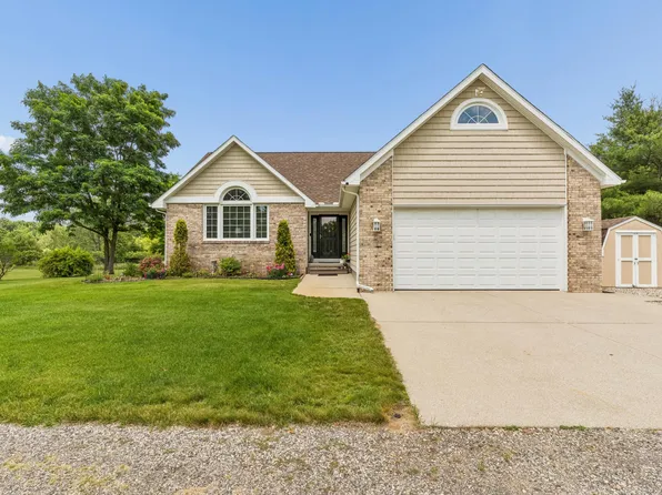 4902 Mount Morris Rd, Columbiaville, MI 48421