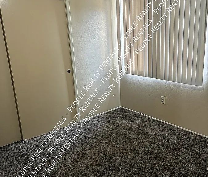 2714 S Real Rd #A — Photo 5