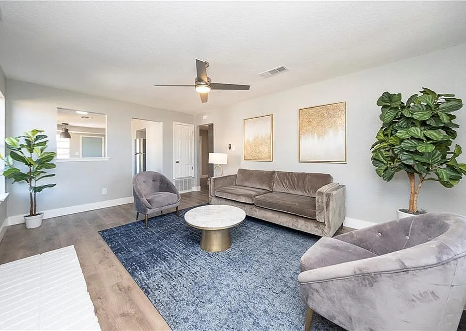 7400 Tumbleweed Dr