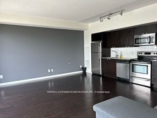 2nd image of 105 The Queensway #2016
