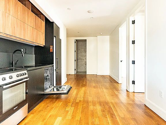 3rd image of 1 Duffield St #118