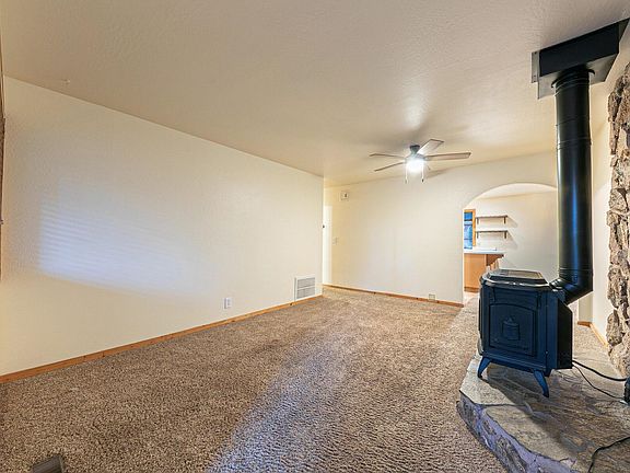 4th image of 12438 Greenwood Dr
