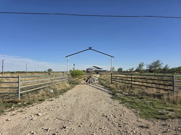 County Road 220 #I, Seminole, TX 79360